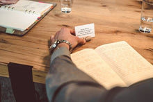 Laden Sie das Bild in den Galerie-Viewer, Hacking Me - Das Tool